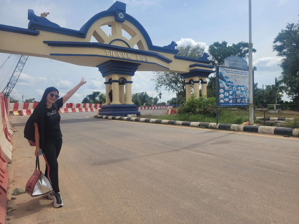 Marez entering Thailand at Padang Besar